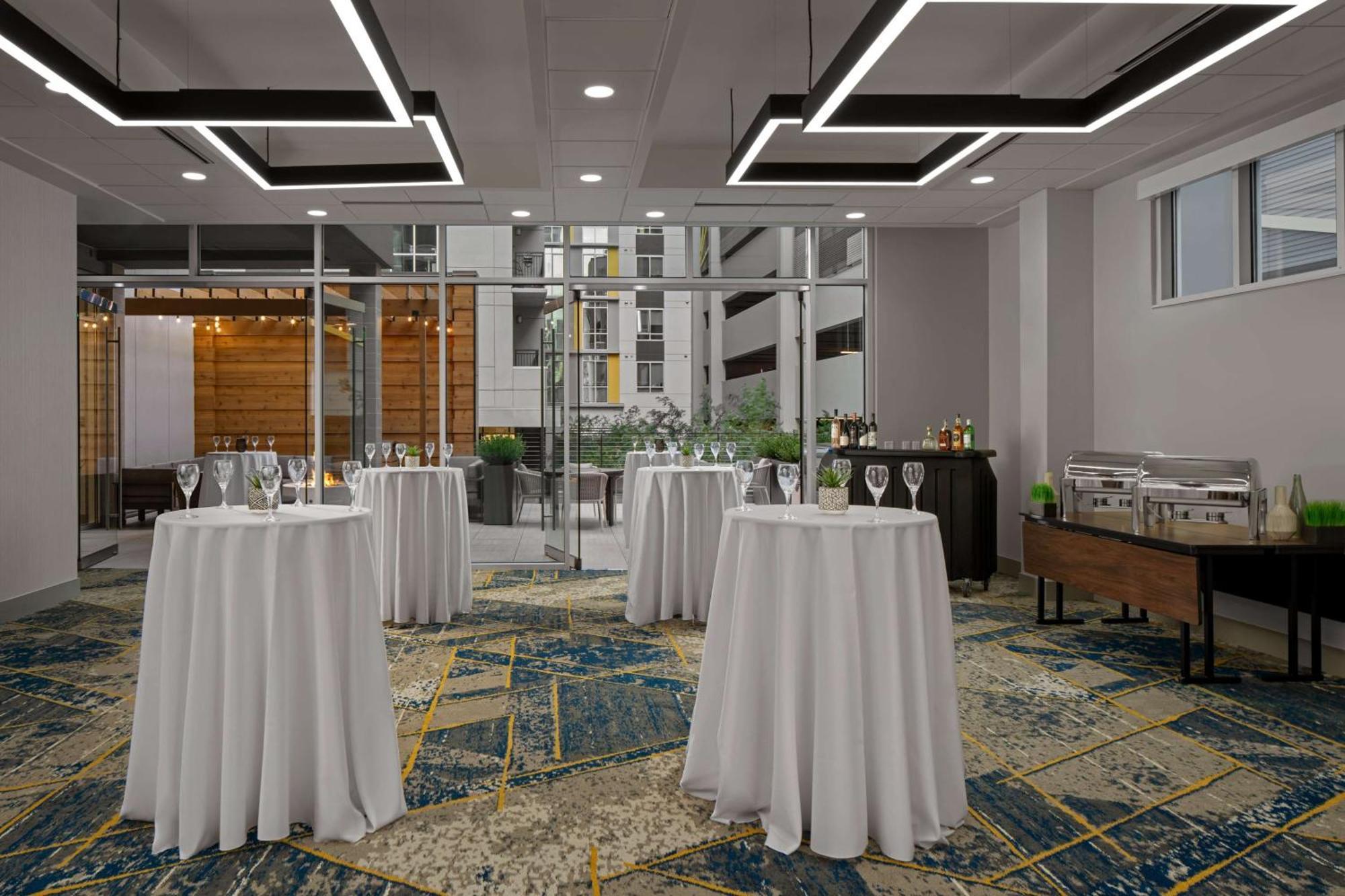 Homewood Suites By Hilton Charlotte Uptown First Ward מראה חיצוני תמונה