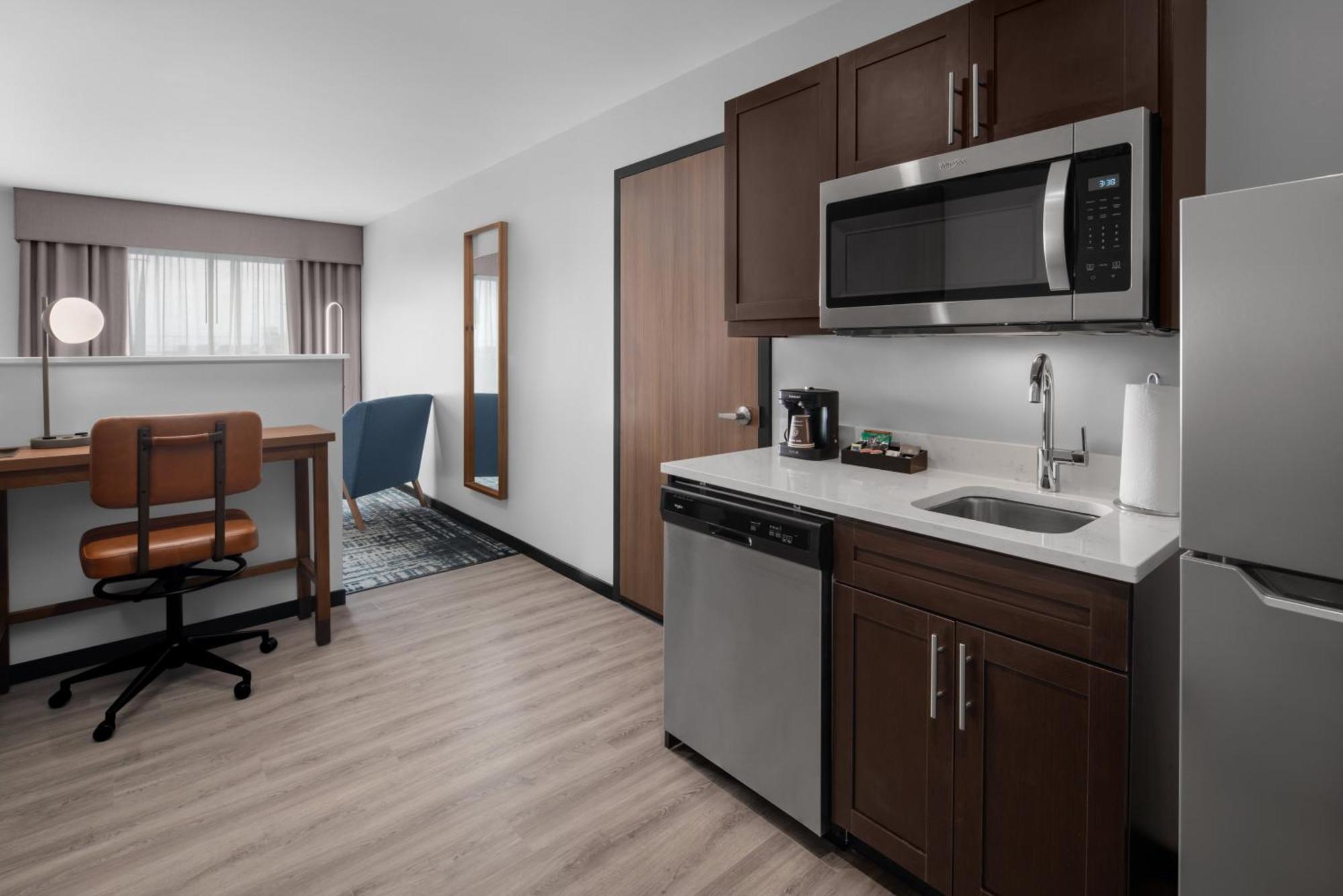 Homewood Suites By Hilton Charlotte Uptown First Ward מראה חיצוני תמונה